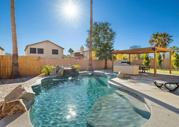 Sun-drenched Terrace: Chic W Grille Firepit Pool Holiday home